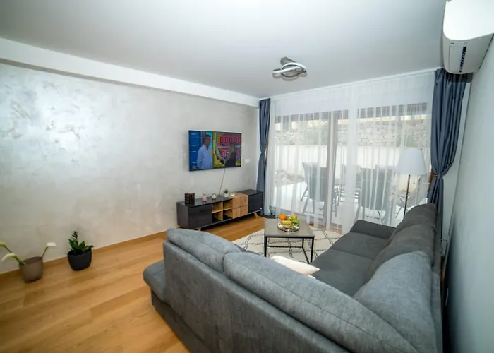 Lil Apartman
