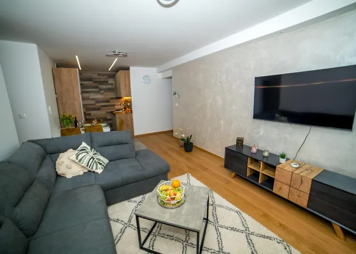 Apartment Lil *